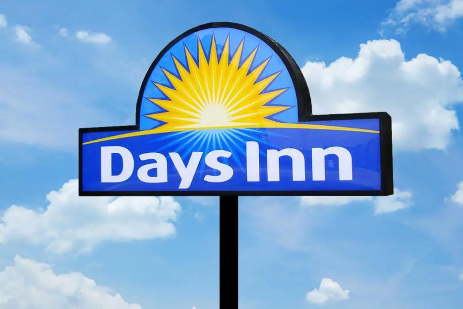 Days Inn By Wyndham Galt - Elk Grove South Ngoại thất bức ảnh